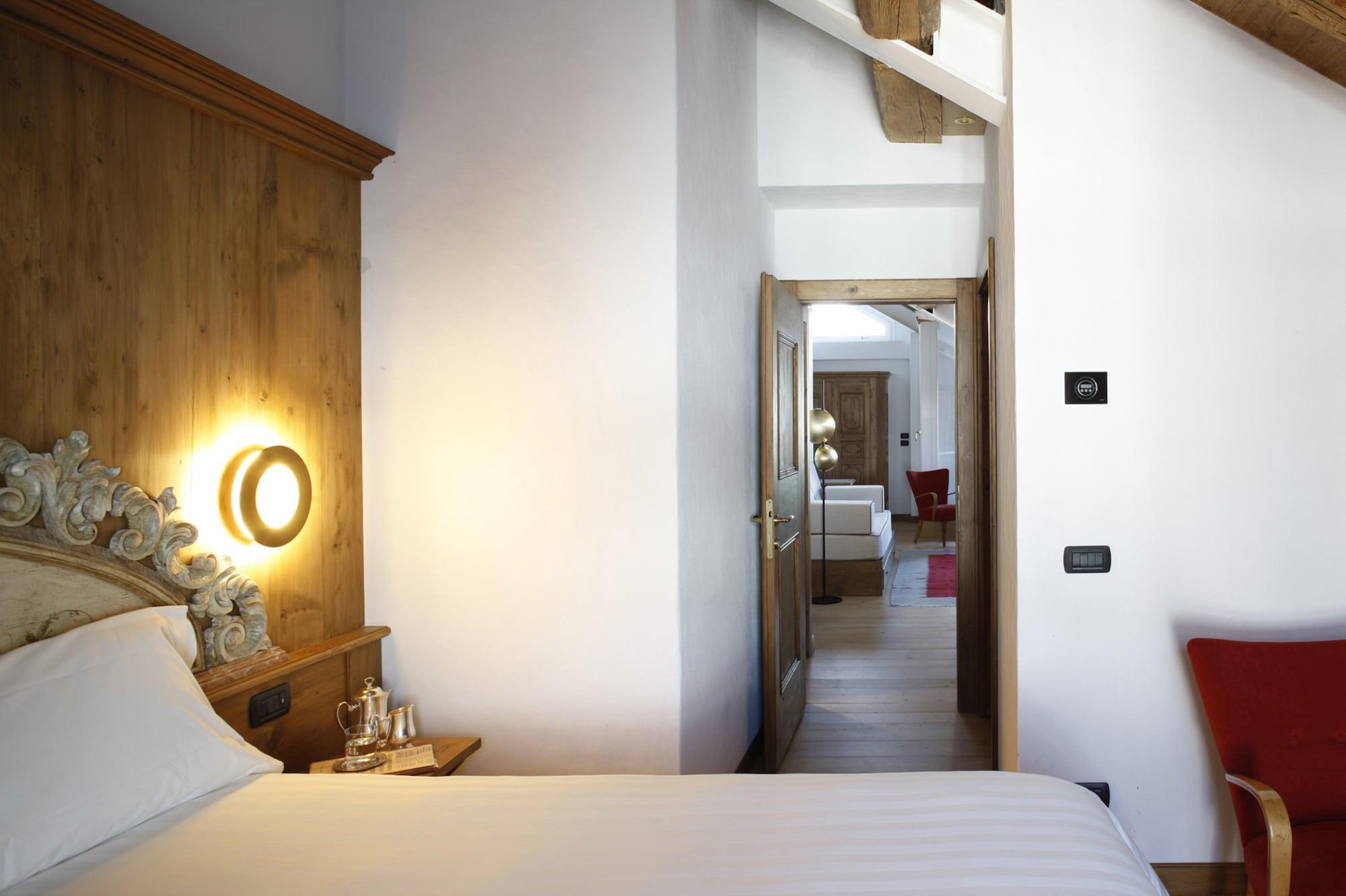 Hotel Cortina Cortina dʼAmpezzo Exteriör bild