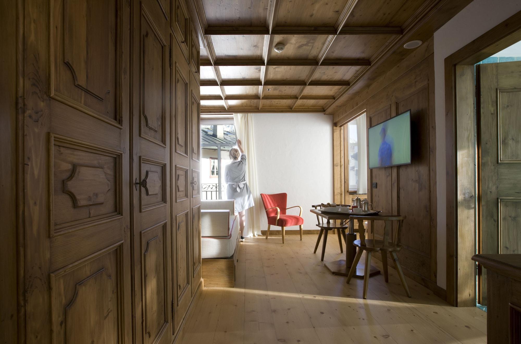 Hotel Cortina Cortina dʼAmpezzo Exteriör bild
