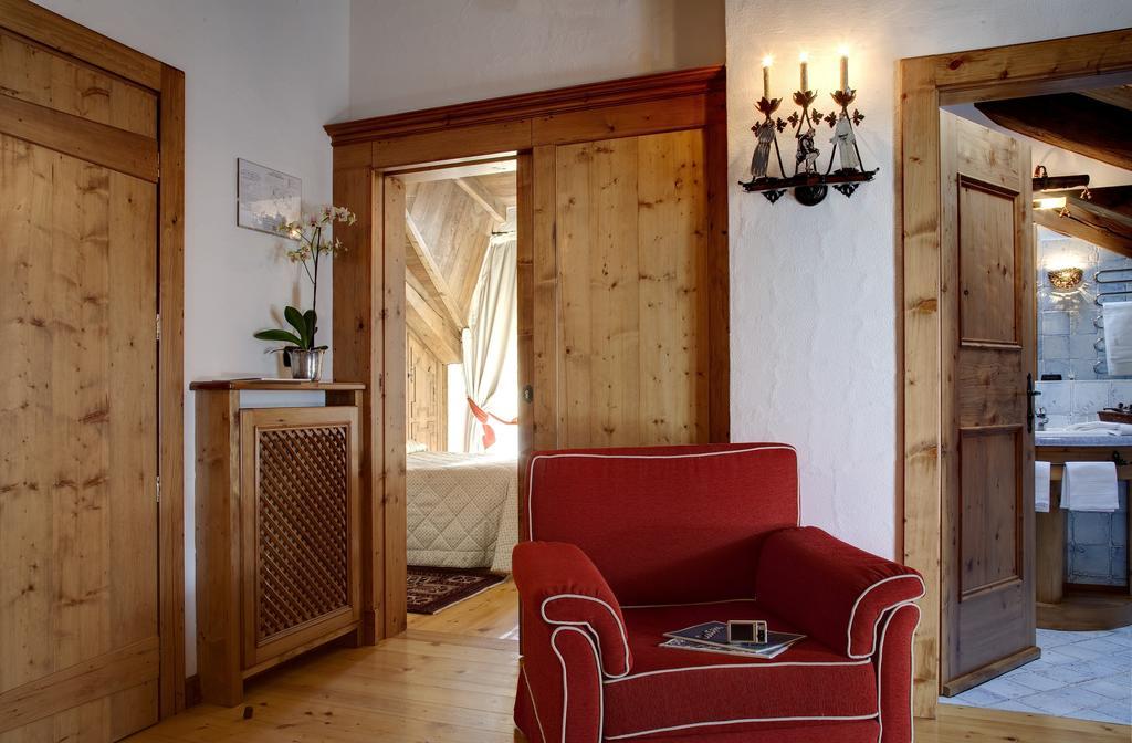 Hotel Cortina Cortina dʼAmpezzo Exteriör bild