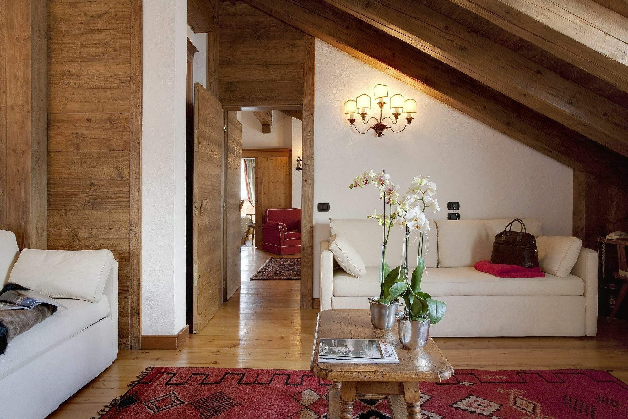 Hotel Cortina Cortina dʼAmpezzo Exteriör bild